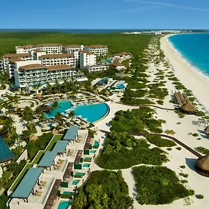 https://dreams-playa-mujeres-golf-spa-resort.quintano-roohotels.com